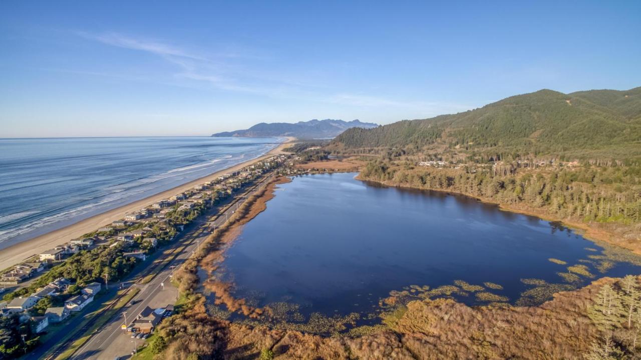 Lakefront Beachhouse 락커웨이비치 외부 사진